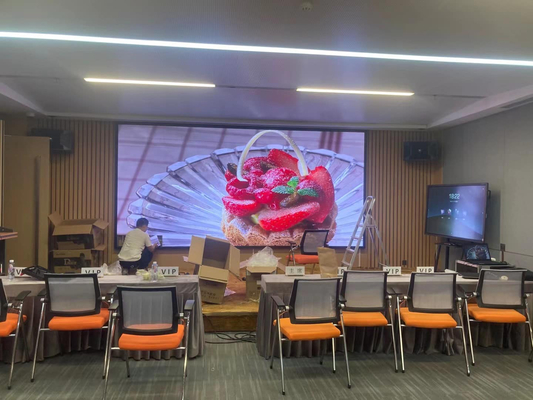 Écran LED P3 HD Pour les grossistes Full HD 3840hz taux de rafraîchissement 576X576MM Écran d'affichage LED pour la publicité sur le mur intérieur