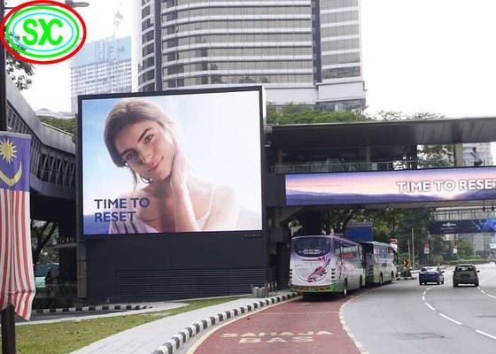 Bon prix Écrans d'affichage LED P4 couleur complète pour la publicité intérieure en ligne