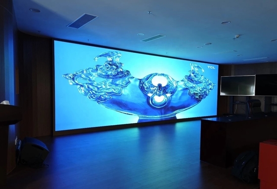 Affichage à LED à haute résolution en couleur P3 à louer à l'intérieur pour la publicité / le fond de scène