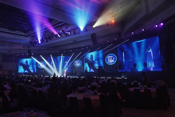 Panneau publicitaire LED P3 4K HD panneau vidéo LED intérieur P3 unité 576x576mm, système Novastar, luminosité 1200cd, taux de rafraîchissement 3840hz