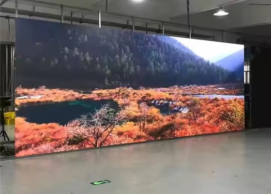 Écran courbe intérieur 1/16 Mode d'analyse 32x32 Dot P6 affichage LED Ultra HD