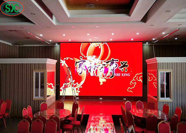 Économie d'énergie Écran LED ultra-mince P4 RGB Location Écran LED à couleur complète Écran LED imperméable à l'eau 42500 points/m2