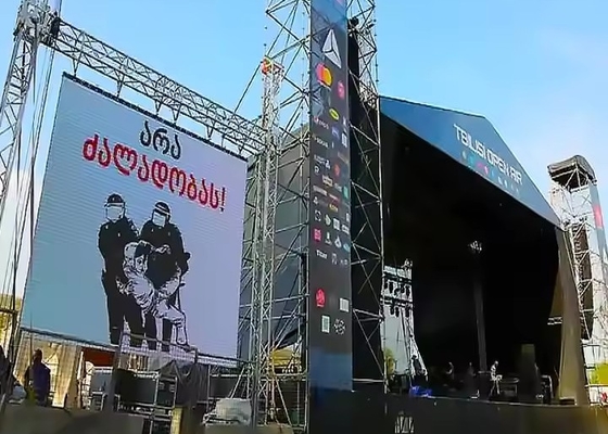 P3.91 extérieur 250*250mm imperméable à l'eau Full Color LED Video Wall Panneaux publicitaires