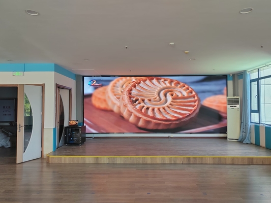Module d'affichage LED à couleur complète intérieur P2-32S avec entraînement constant et dimension de l'armoire 640 * 640 mm