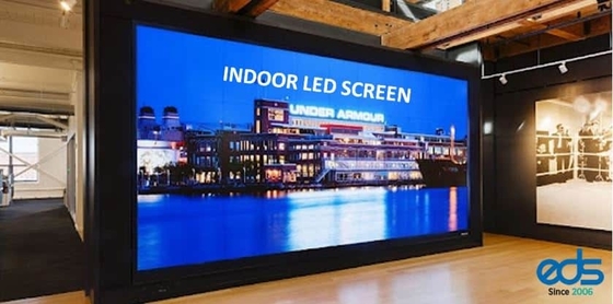 Affichage LED personnalisé Module de location de petite hauteur P2.604 Mur vidéo de scène LED intérieur