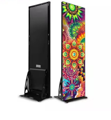 Affichage LED en couleur intégrale à l'intérieur P2.5 Affiche de contrôle intelligent USB 4G sans fil