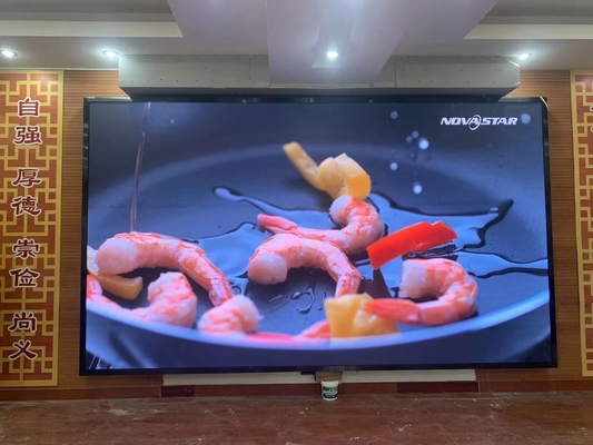 Affichage LED à couleur complète intérieur à haute luminosité P2.5 pour une publicité et des événements accrocheurs et percutants