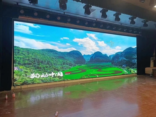 Panneau d'affichage LED à couleur entière haute définition P5 intérieur pour location Écran mural vidéo avec taux de rafraîchissement 3840hz et résolution 640x640mm