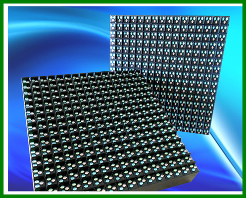 Améliorez votre jeu publicitaire avec des panneaux d'affichage LED durables SMD2727 Lampes et durabilité