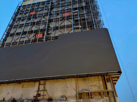 Écran LED extérieur P5 Ultra Slim Rental Affichage LED suspendu pour écran publicitaire haute définition avec réglage adaptatif de l'environnement