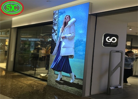 Affichage d'affiches LED en aluminium avec résolution de module 960*320 et configuration de couleur 1R1G1B