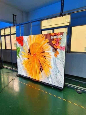 1R1G1B Configuration des couleurs Affichage d'affiche LED avec armoire en aluminium et taille du module 320x160 mm