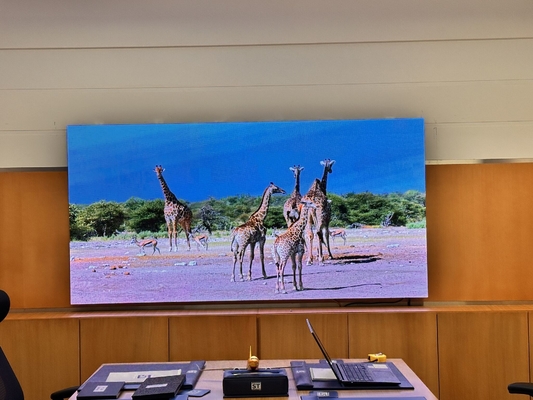 P4 RGB Rental Display Board LED intérieur en aluminium sous pression, 1/16 Scan Écran LED Mur vidéo IP34 HD Flexible