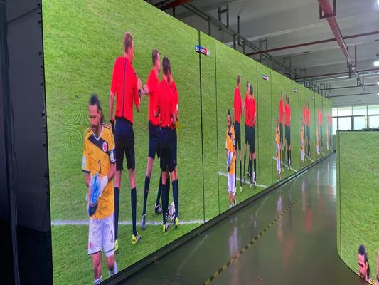 Bon prix Écran LED RVB dans un format d'armoire de 960*960mm pour une résolution d'affichage de 40000 points/m² et une température de fonctionnement de -12/5 en ligne