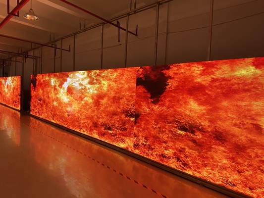 Affichage LED RVB haute résolution avec 640000 points/m2 et 10000 heures de durée de vie