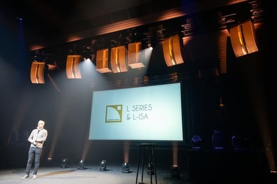 La publicité extérieure P5 a mené l'affichage