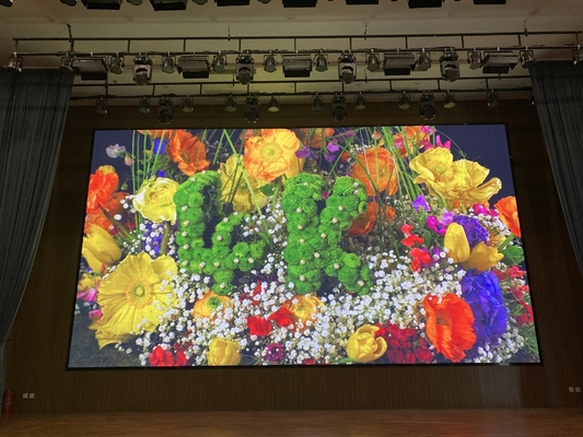 Économie d'énergie affichage LED en couleur entière intérieur p3.91 avec réglage automatique de la luminosité et angle de vision horizontal de 120 degrés