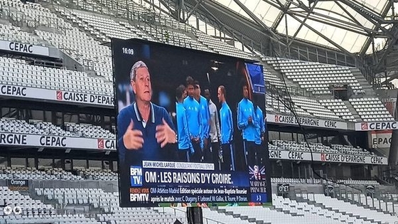 P3.91 Affichage extérieur à LED à couleur intégrale en aluminium sous pression avec châssis en acier et véritable pixel SMD3528