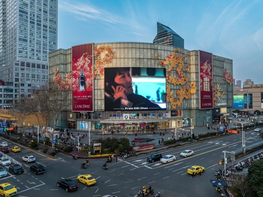 Grand P10 Panneau d'affichage LED à couleur complète Module d'écran à l'épreuve de l'eau Monture murale