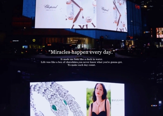 Convient pour les événements, la publicité, les centres commerciaux, etc. Écran d'affichage LED haute résolution en plein air à couleur étanche
