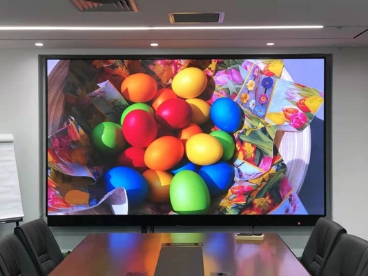Présentation d'image claire et stable Affichage LED plein couleur intérieur pour salle de réunion et publicité