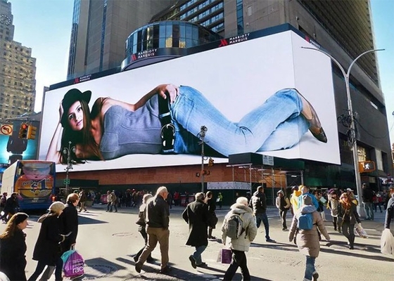 Location intérieure Ultra-Clear Small Pitch P1.667 LED Billboard 3840HZ Taux de rafraîchissement SMD 1010 DC 5V