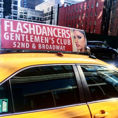 P3 Écran haut LED de taxi extérieur Écran LED sur le toit de voiture Écran LED pour la publicité Affichage et affichage numérique