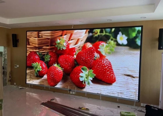 Affichage LED en couleur entière en aluminium moulé sous pression, angle de vision optimal de 1m-10m 100 000 heures de vie