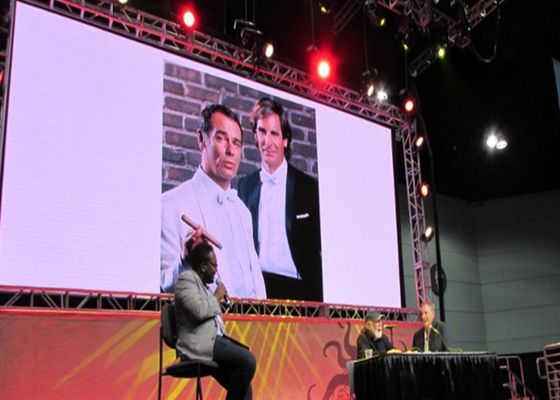 Affichage LED couleur complète intérieur 4 mm Pixel Pitch SMD2121