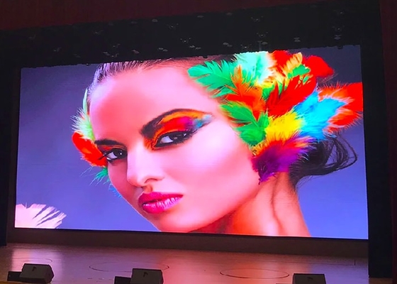 L'écran d'affichage à LED intérieur en aluminium moulé sous pression/location, panneau d'affichage vidéo LED en aluminium 256*128MM