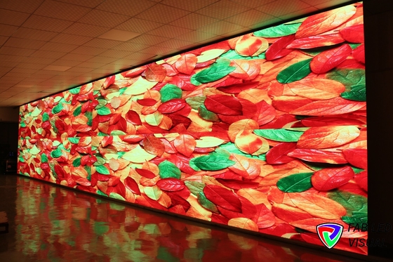 Affichage à LED à petite hauteur de pixel avec une densité de 360000 points/m2 et une norme CE/ROHS/FCC approuvée