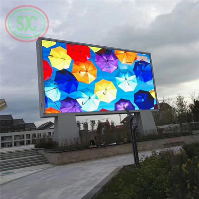 Écran de panneau d'affichage à LED de 5500 nits pour des solutions publicitaires polyvalentes