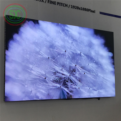 Panneau d'affichage LED à score de haute luminosité, tension de fonctionnement DC5V et luminosité de 7000 nits pour des performances supérieures