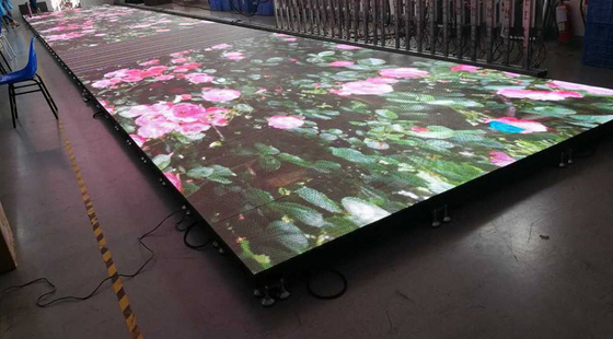 DMX512 Planche de danse à lumière réglée et 220V Voltage compatible pour les événements et les fêtes Parfait pour les fêtes