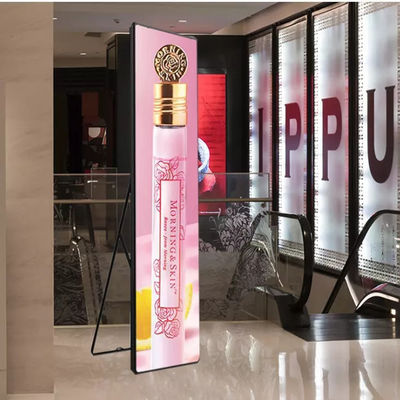 Panneau d'aluminium P2.5mm Pitch LED Poster Display 1R1G1B Configuration des couleurs et technologie d'économie d'énergie