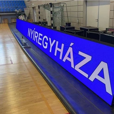 Affichage à LED de stade de rectification Haute luminosité ≥6500cd/m2 60Hz Cadrage et pour les événements sportifs d'intensité