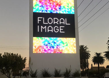 IP65 RGB LED Panneau d'affichage P4 à l'extérieur imperméable à l'eau 5000cd/M2 Lumière Haute résolution