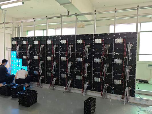 P2 Affichage LED intérieur avec une hauteur de pixel de 2 mm 1000cd/m2 Lumière et densité de pixel de 250000