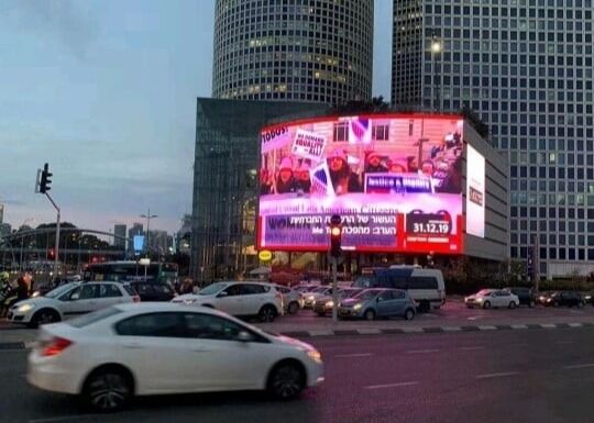 écran à LED plein couleur à l'extérieur