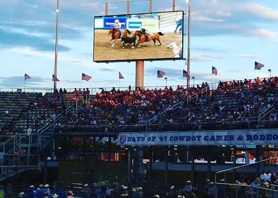 Écran LED extérieur P8 Mur vidéo P8 Publicité Billboard Écran LED extérieur haute luminosité