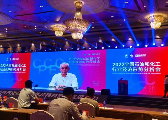 écran à LED à haute résolution p2 640x640 avec 3840 taux de rafraîchissement écran à LED couleur complète écran à LED