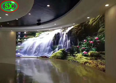 Panneaux d'affichage LED à l'intérieur incurvés Solutions de panneaux vidéo P3.91/P4.81 Affichage LED à couleur complète à l'intérieur
