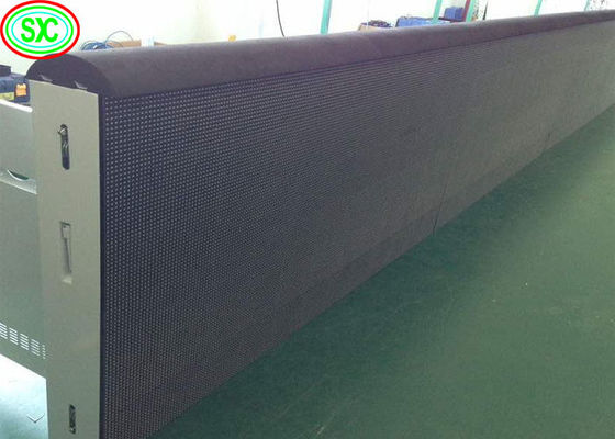 Des banderoles à LED du stade de football