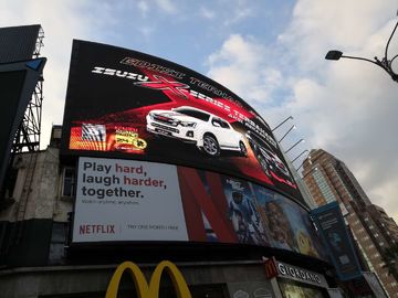 P4 Écran LED plein couleur haute définition extérieur pour la publicité