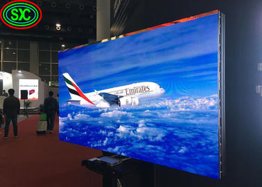 Pixel Pitch 2,5 mm Affichage LED fixe à l'intérieur Vidéo 1080p Aluminium sous pression