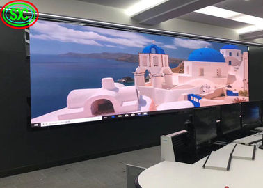 Installation fixe à l'intérieur du mur vidéo LED 4 P5 P6 Grand angle de vision sans fantôme