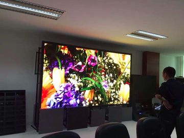 P5 Écran en aluminium LED haute définition extérieure à pleine couleur imperméable à l'eau avec coulée sous pression avec garantie de trois ans SMD2121