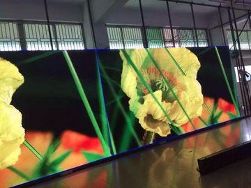 Image d'écran LED à l'intérieur à couleur complète pour affichage vidéo HD