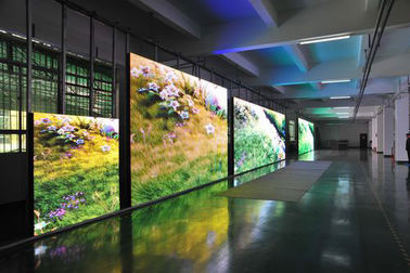 Affichage LED publicitaire P5 ultra-mince à l'intérieur, imperméable à l'eau 960 mm x 960 mm
