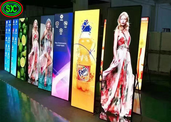 Bon prix Écran debout P2.5 de la magie LED d'affiche d'affichage mené par publicité futée de Digital en ligne